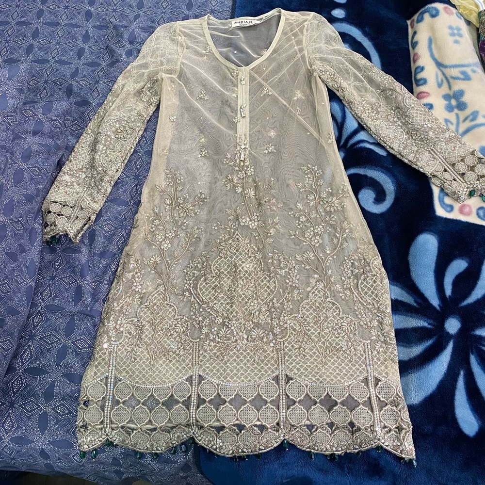 Maria B M.Luxe/embroided suit Small